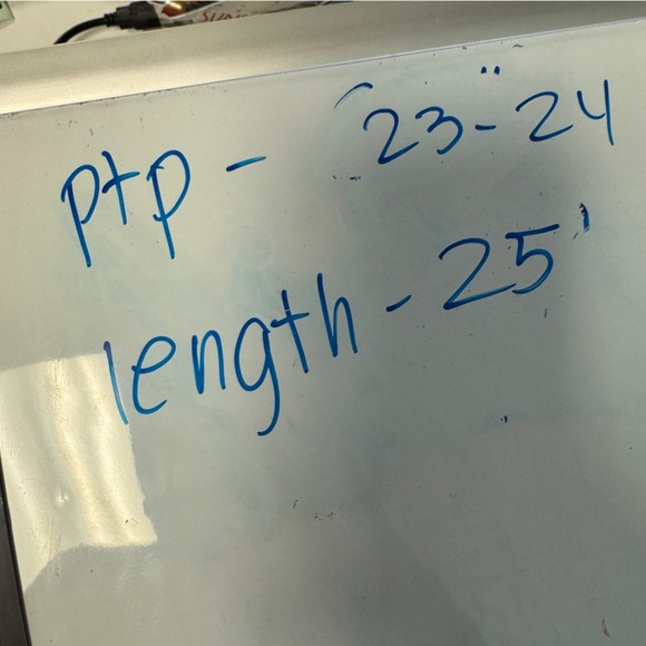 Madison Avenue New York Camel Brown Merino Wool Sweater Made in Italy - Picture 11 of 12